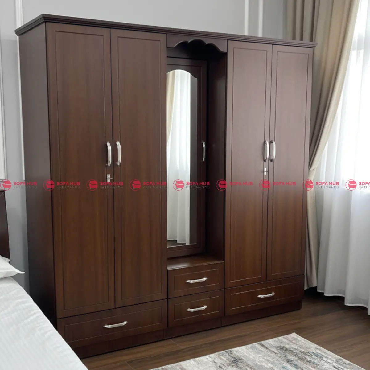 Luxury 5 Door Royal Daraz 4