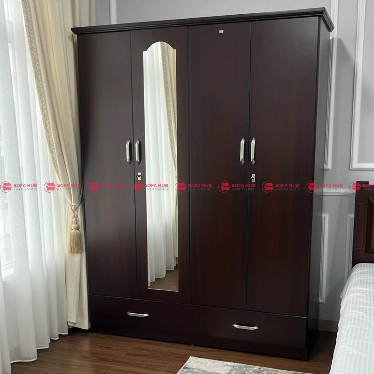 4 Door Royal Daraz with Mirror 1