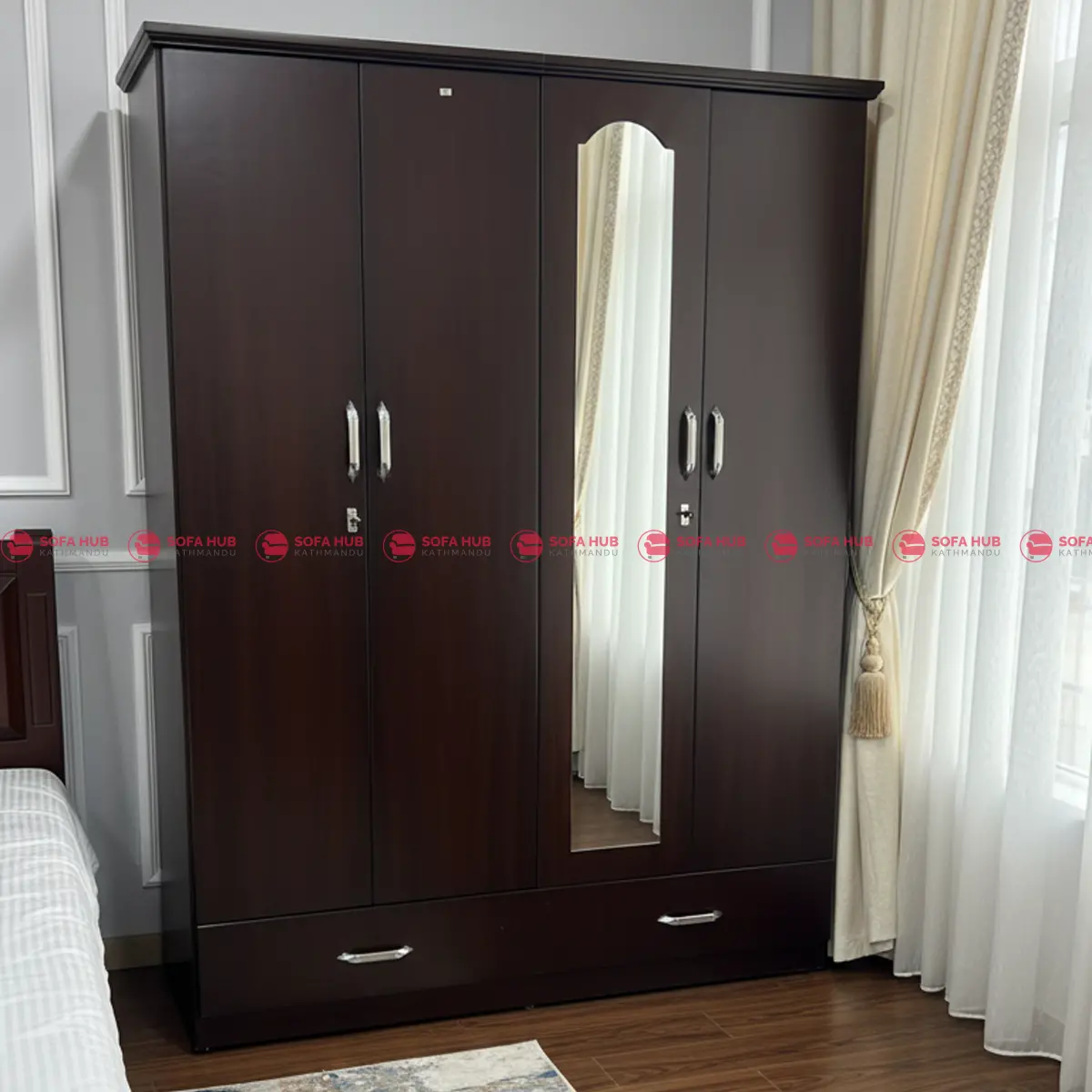 4 Door Royal Daraz with Mirror 3